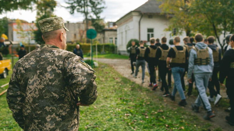 Orosz-ukrán háború: Diákok katonai kiképzése